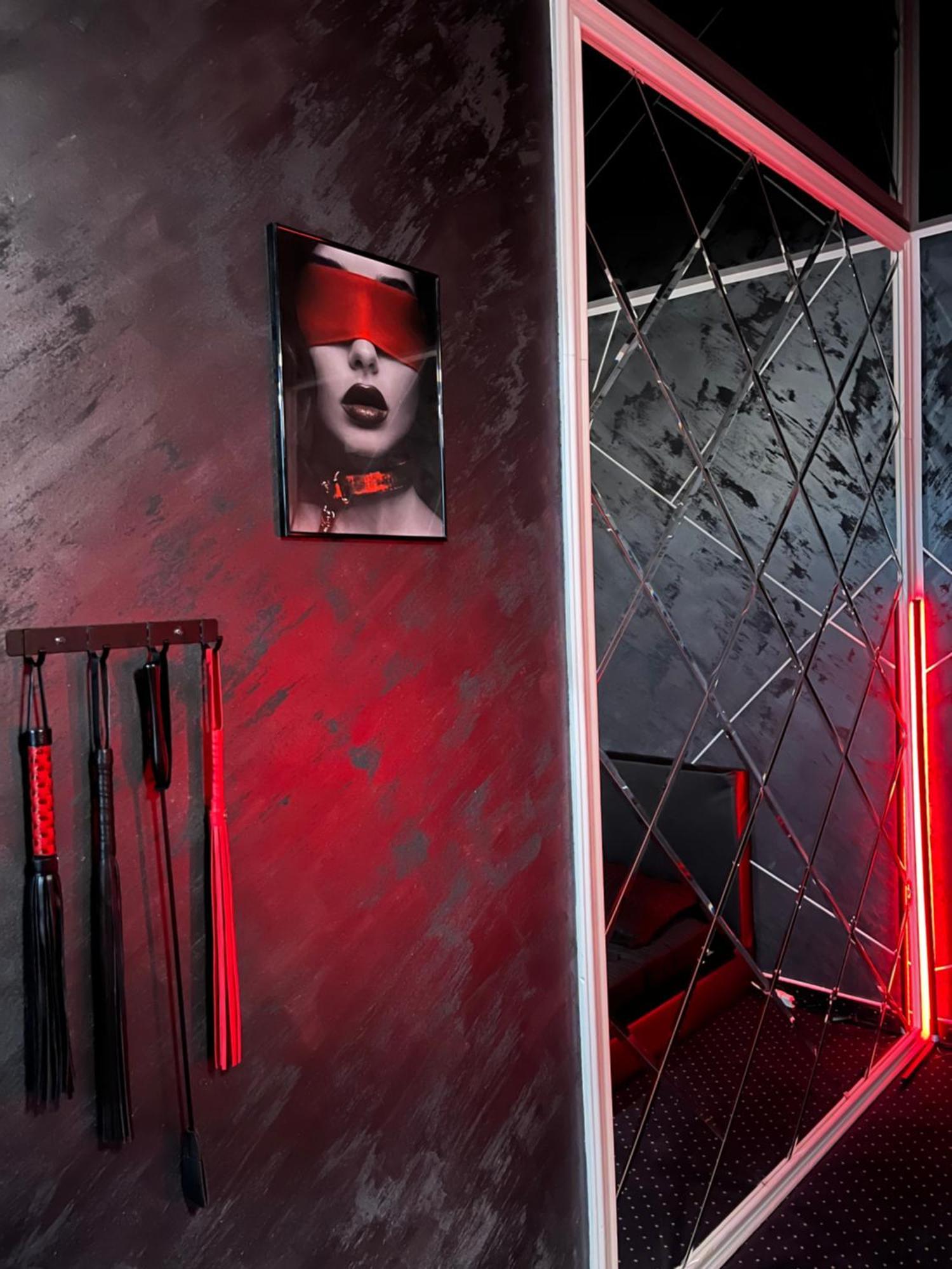Adult Only Fantasy Room Bucureşti Exterior foto